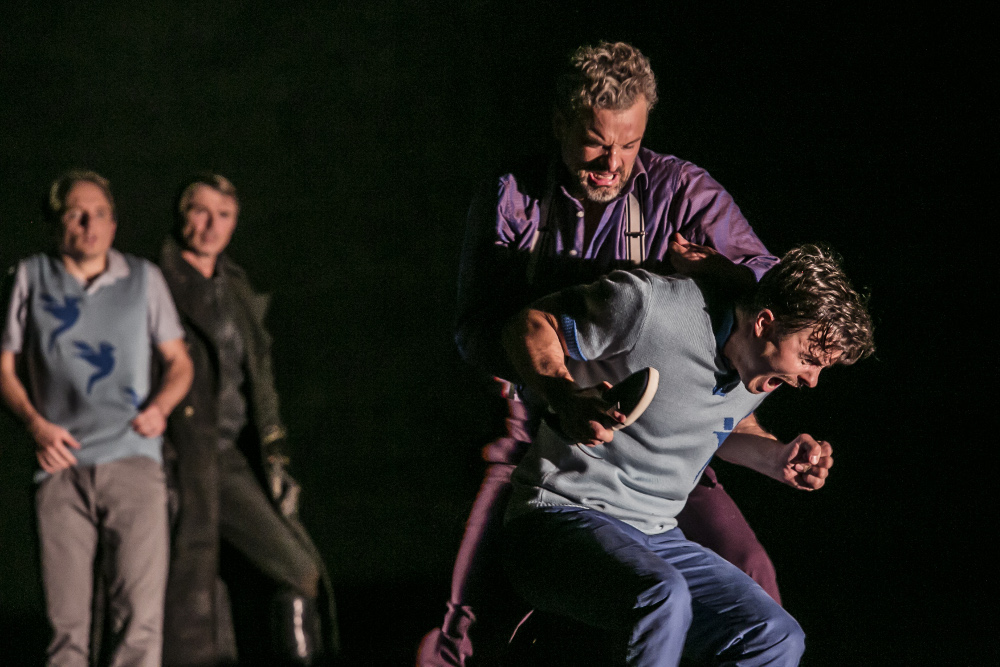 Hamlet, Prinz von Dänemark - Katrin Plötner - Theater Regensburg - Bild